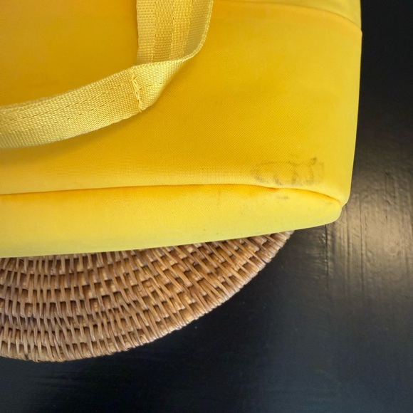 Hydro Flask Vibrant Yellow Tote - Picture 9 of 9